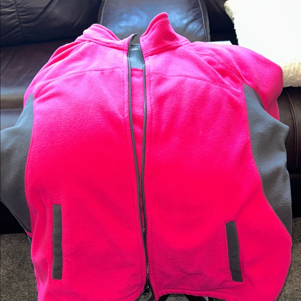 Tek Gear Pink and Gray L/S Sweat Jacket with zipper w/pockets - Picture 2 of 6